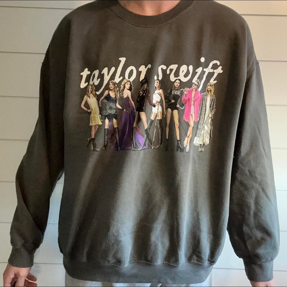 ✨Taylor Swift✨ Eras Tour Concert Cotton Blend Crewneck Pullover Sweatshirt Top
